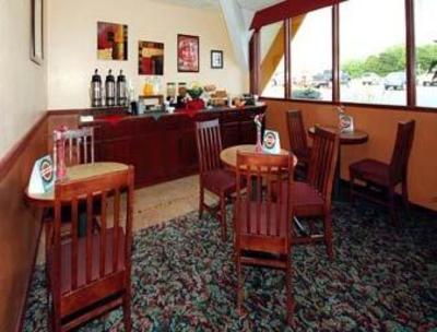 фото отеля Econo Lodge Bay City