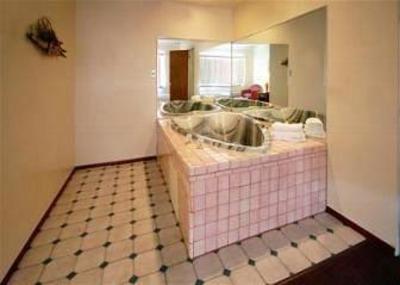 фото отеля Econo Lodge Bay City