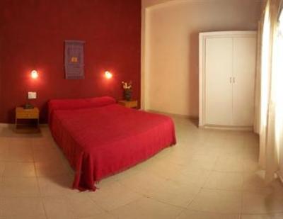 фото отеля Hostal Victoria Villa Giardino