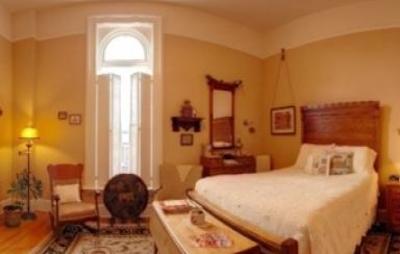 фото отеля Cornerstone Inn Bed and Breakfast