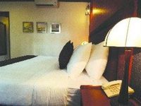 May Flower Hotel
