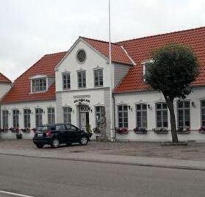 фото отеля Den Gamle Kro Bredebro