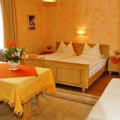 фото отеля Hotel Garni Granada