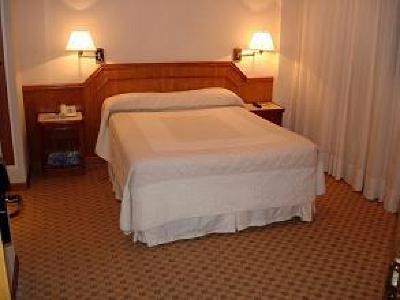 фото отеля Hotel Cuatro Reyes