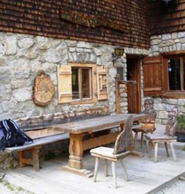 фото отеля Pircher Maes Ferienappartement Telfes im Stubai