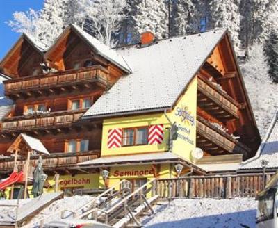 фото отеля Erlebnisgasthof Moasterhaus