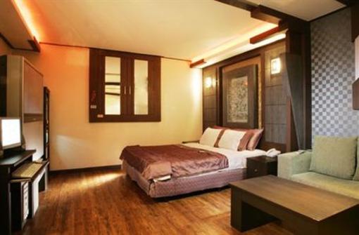 фото отеля Hotel Come Inn Uijeongbu
