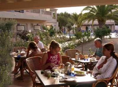 фото отеля Hostal Fonda Pinatar