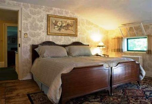 фото отеля Neighbour House Bed & Breakfast Long Valley