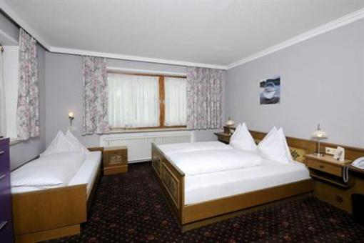 фото отеля Bruckenhof Hotel Garni Finkenberg