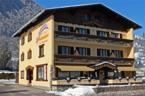 фото отеля Gasthof Hirschenwirt St. Johann im Pongau