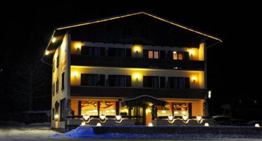фото отеля Gasthof Hirschenwirt St. Johann im Pongau