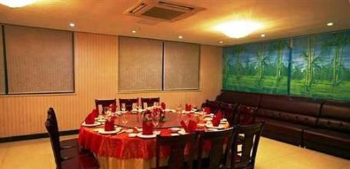 фото отеля Xingyulong Hotel