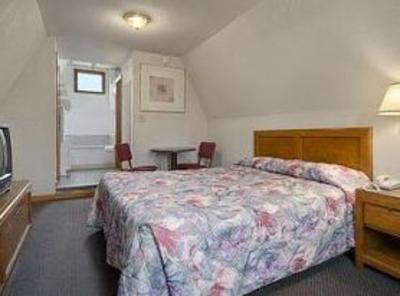 фото отеля Super 8 Motel Wauseon