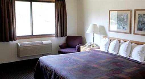 фото отеля AmericInn Lodge and Suites Lake City (Minnesota)