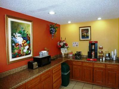 фото отеля Redwood Inn and Suites