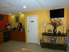 фото отеля Redwood Inn and Suites