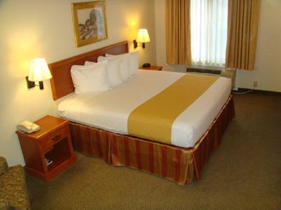 фото отеля Best Western Executive Inn & Suites Madisonville (Texas)