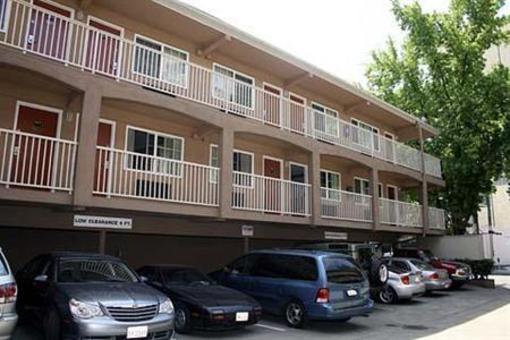 фото отеля Lexington Inn & Suites Yuba City