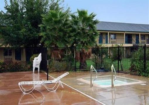 фото отеля Lexington Inn & Suites Yuba City