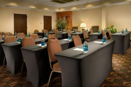 фото отеля Hampton Inn Waco North