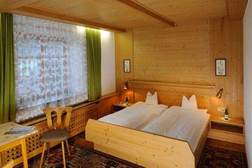 фото отеля Gasthaus Sonne Tarrenz