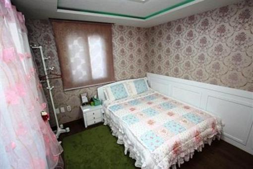 фото отеля Incheon Airport Iris Guesthouse