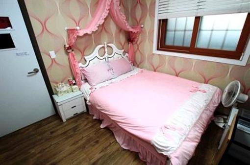 фото отеля Incheon Airport Iris Guesthouse