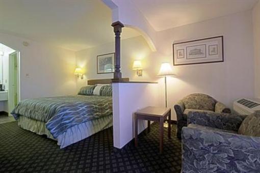 фото отеля Americas Best Value Inn & Suites Williamstown