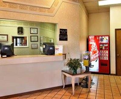 фото отеля Super 8 Carbondale