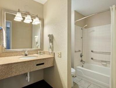 фото отеля Super 8 Motel Paducah