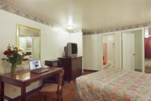 фото отеля Americas Best Value Inn - Richmond San Francisco