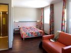 фото отеля Antipodes Resort Gemenos