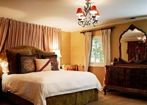 фото отеля Kenwood Inn and Spa