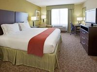 Holiday Inn Express Hotel & Suites Waller