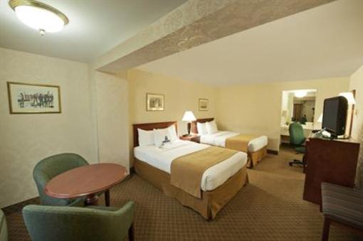 фото отеля Best Western Woodbury Inn