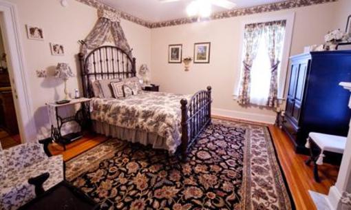 фото отеля 1840 Inn on the Main