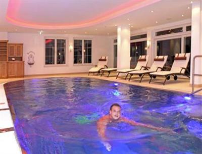 фото отеля Hotel Eberl Finkenberg