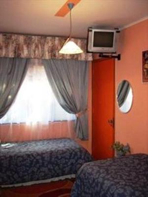 фото отеля Marilu's Bed and Breakfast Hostel