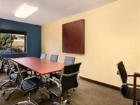 Baymont Inn & Suites Glendale-Milwaukee-NE
