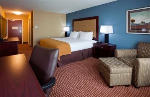 фото отеля Holiday Inn Express & Suites Helena