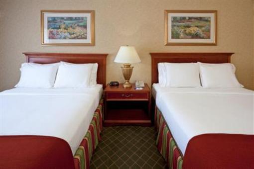 фото отеля Holiday Inn Express Clifton Park