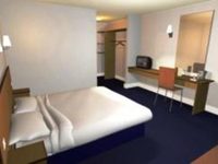 Travelodge Heathrow Central Hotel London