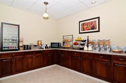 фото отеля Best Western Plus Springfield Airport Inn