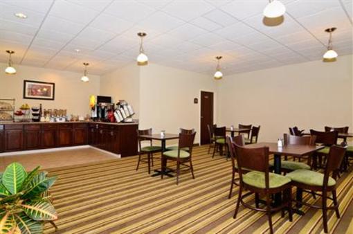 фото отеля Best Western Plus Springfield Airport Inn