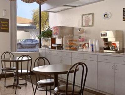 фото отеля Super 8 Hollywood