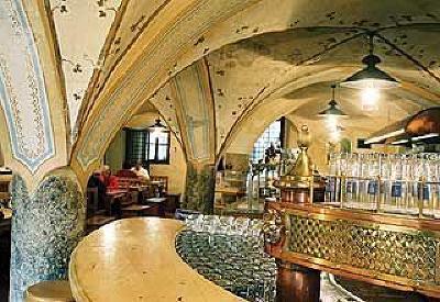 фото отеля Schlosshotel Restaurant Goldener Engl