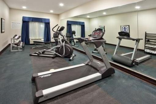 фото отеля Holiday Inn Express & Suites Atlanta Airport West - Camp Creek