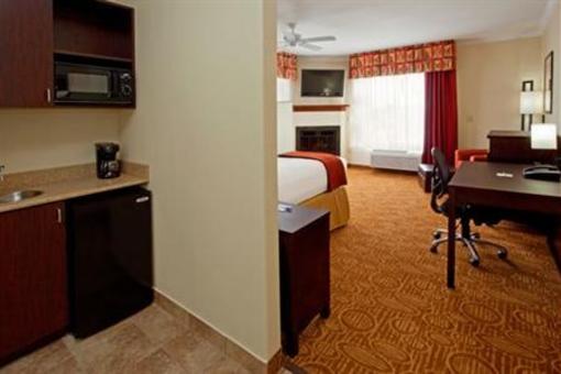 фото отеля Holiday Inn Express Hotel & Suites Katy