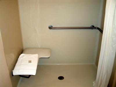 фото отеля National Heritage Inn and Suites